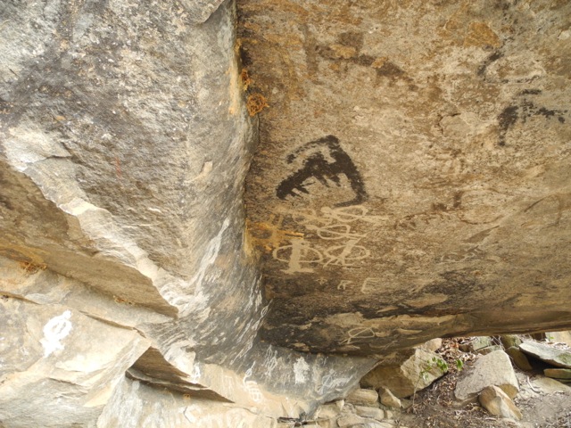 kondoa-rock-art-12