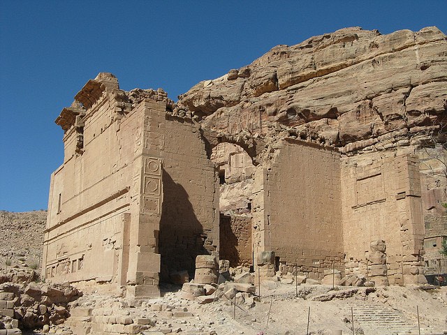 Qasr al-Bint, Petra, Jordan | www.nonbillablehours.com