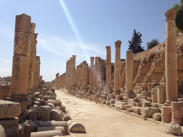 Jerash: The Most Spectacular Roman Ruins You've Never Heard Of - www.nonbillablehours.com #travel #jordan