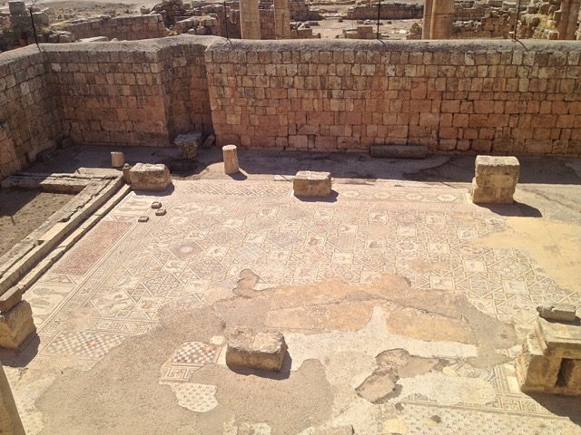 Jerash: The Most Spectacular Roman Ruins You've Never Heard Of - www.nonbillablehours.com #travel #jordan