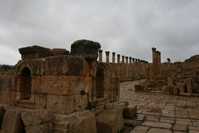 Jerash: The Most Spectacular Roman Ruins You've Never Heard Of - www.nonbillablehours.com #travel #jordan