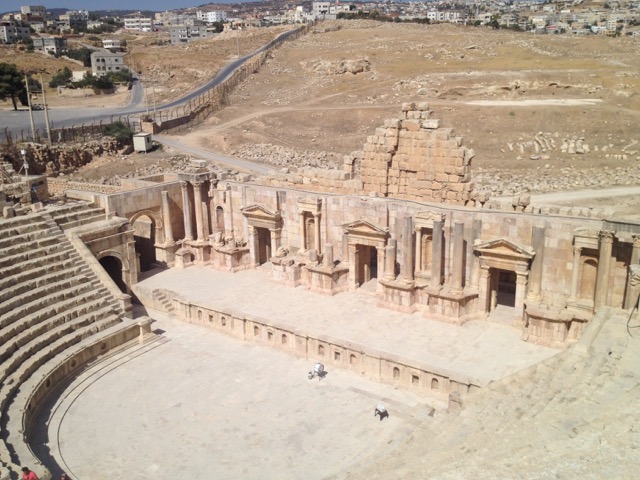 Jerash: The Most Spectacular Roman Ruins You've Never Heard Of - www.nonbillablehours.com #travel #jordan